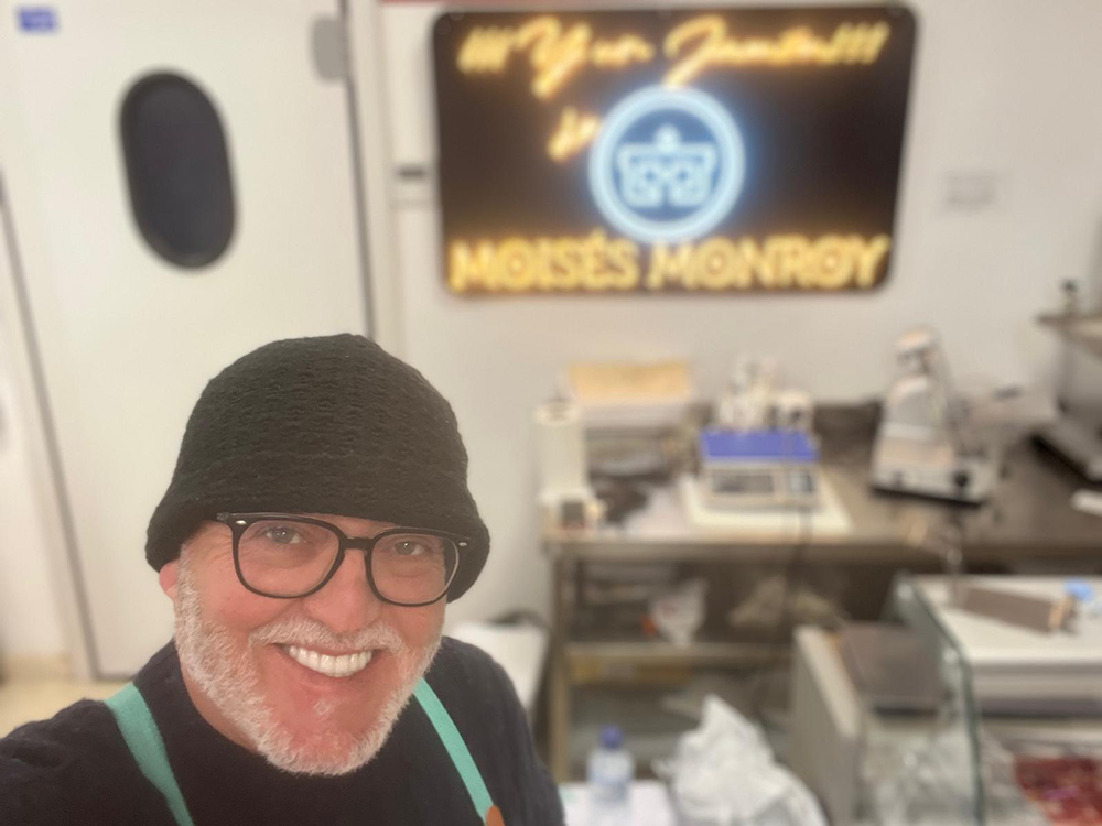 Un comercio de alimentación en un día normal de trabajo